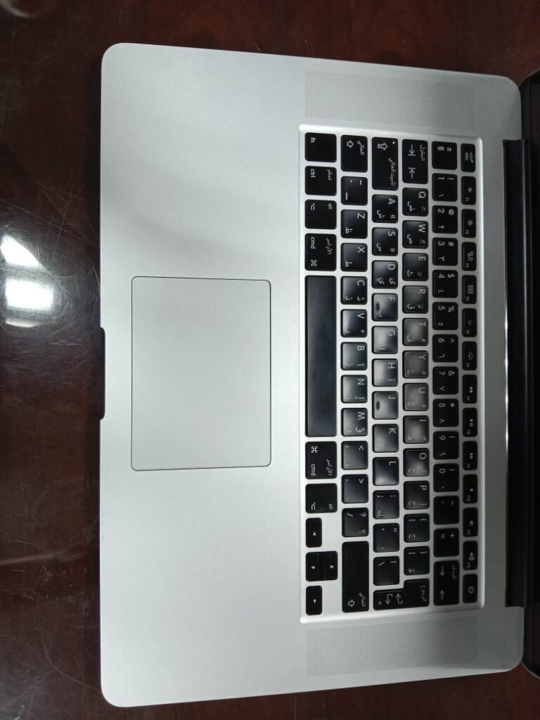 MacBook 2015 core i7 16ram-512ssd